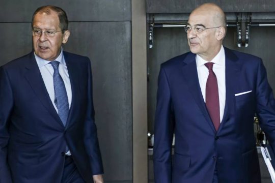 Φιλοφρονήσεις μπροστά, αλλά τα δύσκολα έπονται
