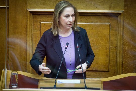 Στενό μαρκάρισμα για το 8ωρο