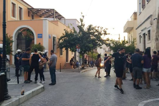 Χανιά: Ζητούν την απομάκρυνση των αστυνομικών από τον λόφο Καστέλι