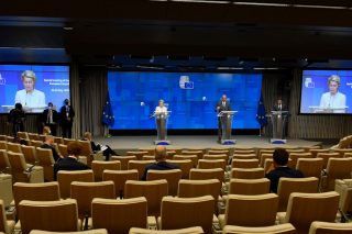 Σαρλ Μισέλ: Ρωσική ρουλέτα με τις ζωές των επιβατών έπαιξε ο Λουκασένκο