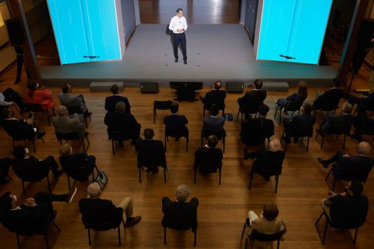 Εξήγγειλε ΒΟΑΚ με το σχέδιο που απέρριπτε
