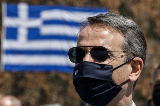 Μητσοτάκης και Ν.Δ. μπροστά στο απόλυτο φιάσκο για τις πατέντες εμβολίων