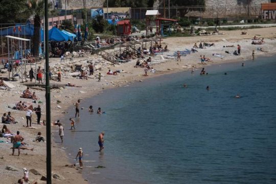 Δεν τελειώσαμε με την πανδημία