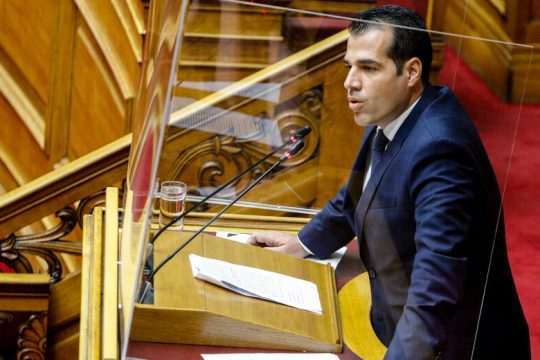 Τον ασκό του Αιόλου ανοίγει τροπολογία για τα επιμελητήρια