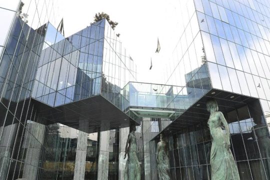 Πολωνία: Aπειλή για βόμβα στο Ανώτατο Δικαστήριο, που θα συνεδρίαζε για στεγαστικά δάνεια
