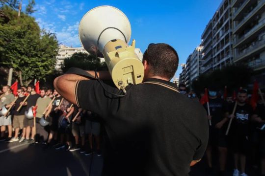 24ωρη απεργία και κινητοποιήσεις ενάντια στην κατάργηση του 8ώρου