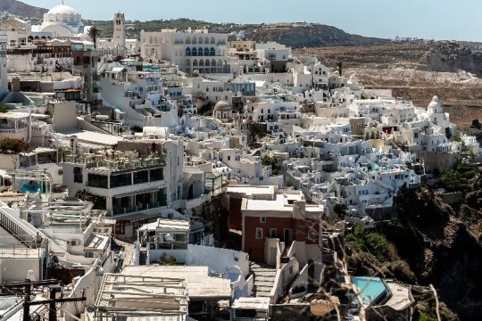 Δέσμη νέων μέτρων για τη στήριξη των εργαζομένων στον τουρισμό