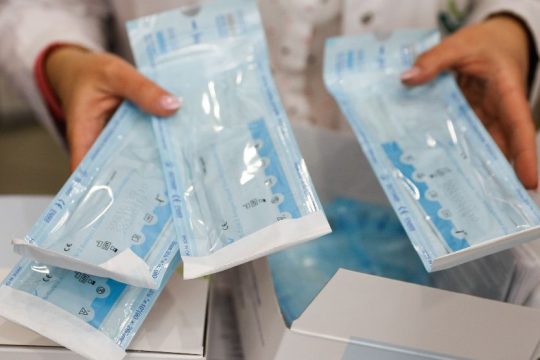 Οι δικαιούχοι των self test από Δευτέρα – Ποιοι θα πρέπει να περιμένουν