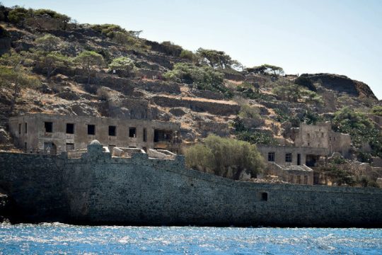 Η φυσικο-ιστορική κληρονομιά μας, δεν μπορεί να είναι σκηνικό για αγοραίες «ανάγκες»