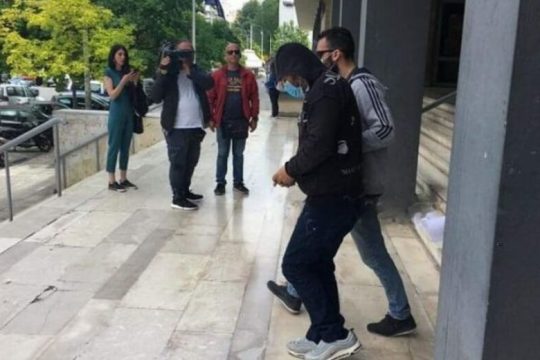 Ισόβια στον 39χρονο που έκαψε στη σόμπα τη 40χρονη φίλη του