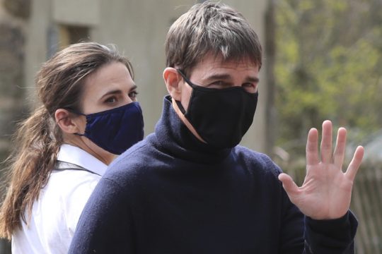 Ο Τομ Κρουζ επέστρεψε τις τρεις Χρυσές Σφαίρες του