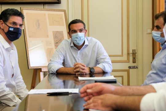 Τσίπρας: Προοπτική στους νέους για να σηκώσουμε κεφάλι