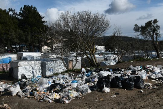 Ανθρωποι και ποντίκια σε σκηνικό φρίκης στη ΒΙΑΛ