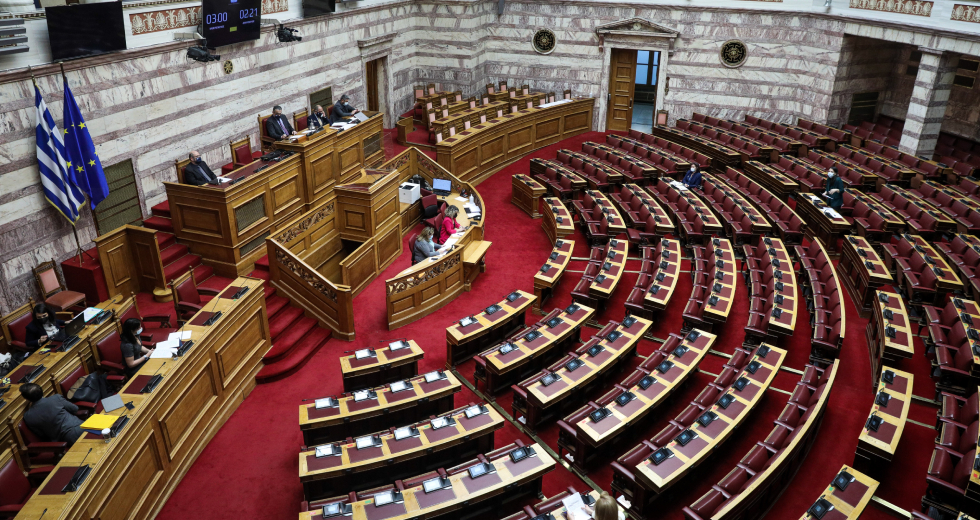 Βουλή σε… καραντίνα