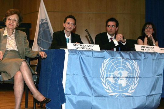 Πέθανε στα 102 η Χάρη Μπρισίμη