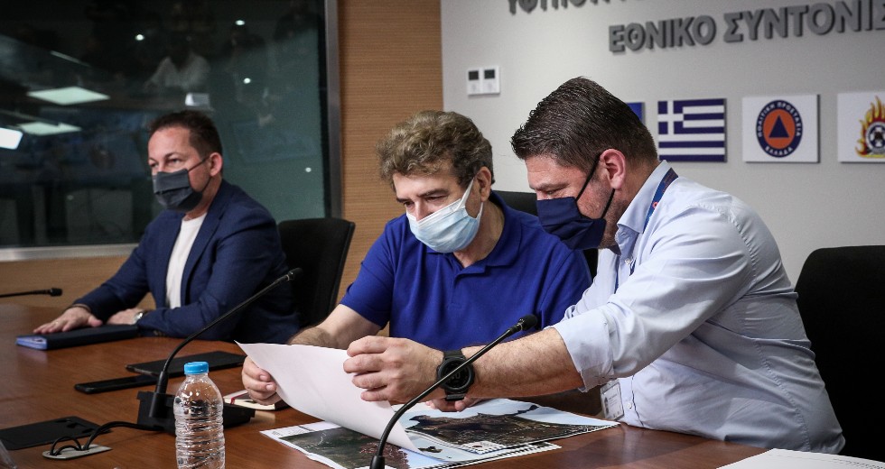 Άλλη μια σύσκεψη για πυροπροστασία μετά την καταστροφή στην Κορινθία