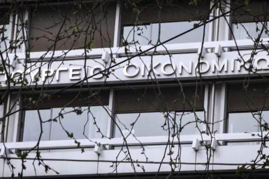 Ενισχύεται και με κούρεμα οφειλής η «Γέφυρα 2» για επιχειρήσεις