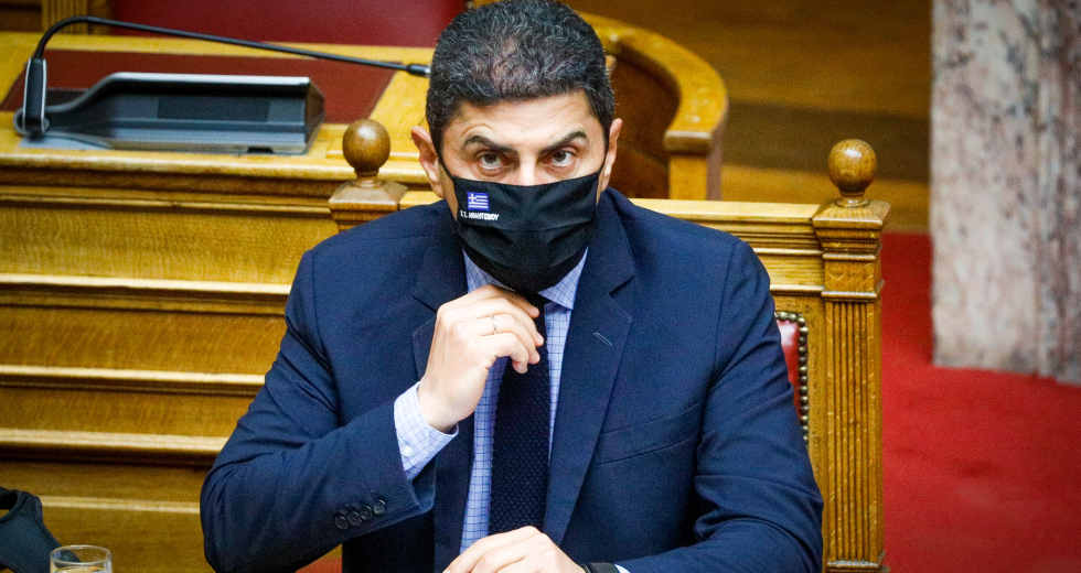 Δεν είδε φως και μπήκε…