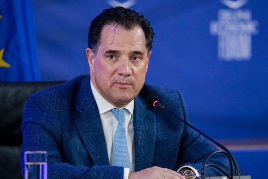 Η ακροδεξιά γονιμότητα του υπουργού Ανάπτυξης