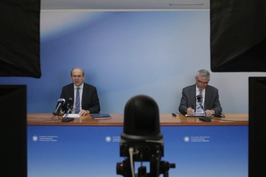Αβέβαιο όφελος, τεράστιο ρίσκο για τους ασφαλισμένους