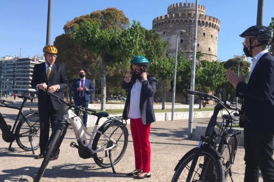 Μοίρασε… επενδύσεις ο Πάιατ στη Θεσσαλονίκη