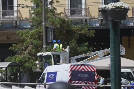 Ο Δήμος Αθηναίων & ο Όμιλος Πολίτη «πρασινίζουν» την Ομόνοια