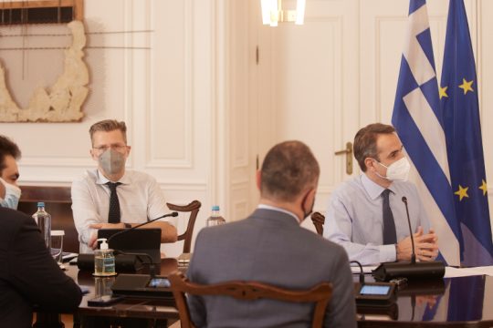 Αποτιμώντας τις συνειδήσεις
