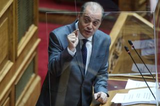 Τα πήρε όλα πίσω ο Βελόπουλος