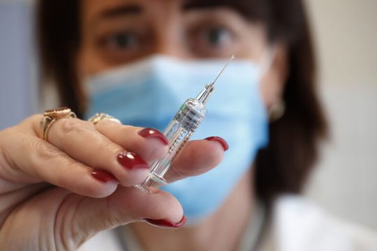 Υποχρεωτικοί εμβολιασμοί και θεμελιώδη δικαιώματα