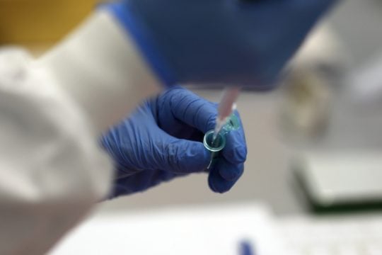 Νέες θεραπείες κατά του κορονοϊού αξιολογεί ο Ευρωπαϊκός Οργανισμός Φαρμάκων