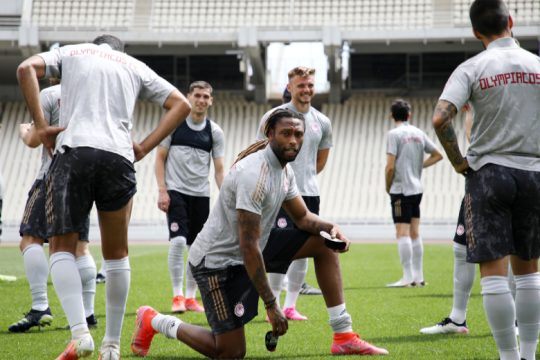 «Ερυθρόλευκη» πρόταση για Ενταό