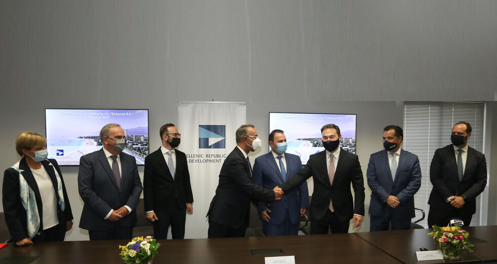 Πανηγυρισμοί για την οριστική μεταβίβαση του Ελληνικού