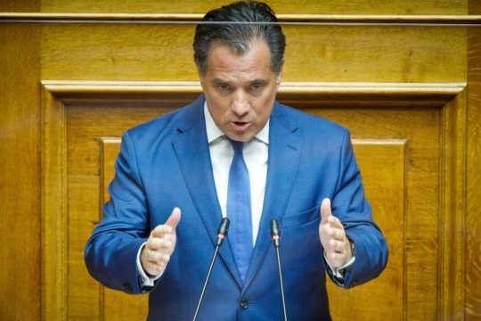Δίνει «τυράκια» ο Άδωνις πριν από τις επίσημες ανακοινώσεις