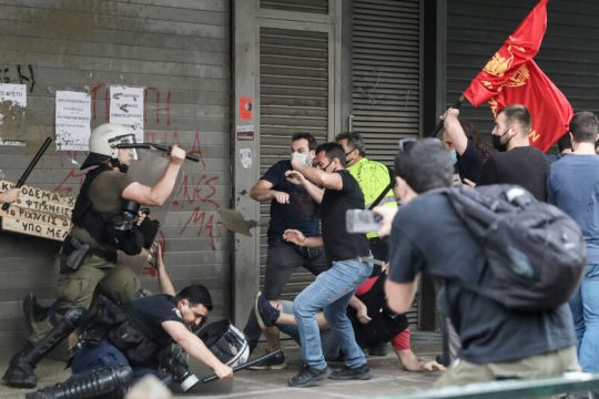 Μαζική αντίδραση με απεργία στις 10 Ιουνίου!