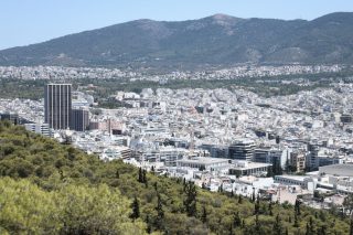 «Κλείνει» με εκατομμύρια τρύπες το Κτηματολόγιο