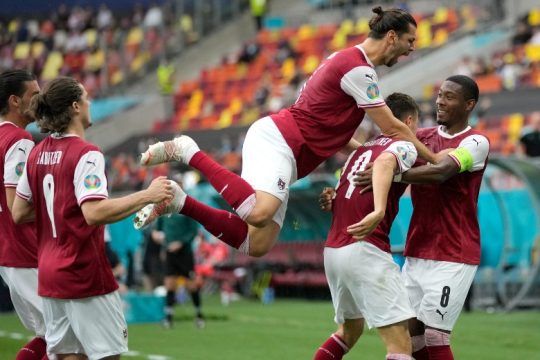 Στους «16» του Euro 2020 η Αυστρία