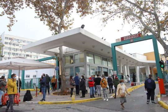 Φοιτήτρια έπεσε σε φρεάτιο σε ολονύχτιο πάρτι στο ΑΠΘ