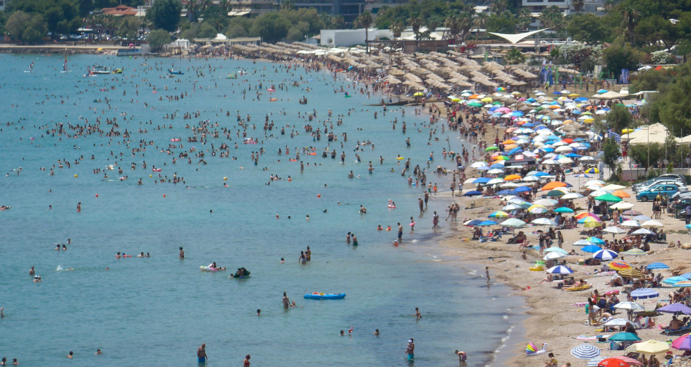 Στα ύψη ο υδράργυρος, βοριάδες στο Αιγαίο