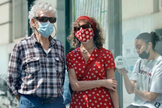 Επεκτείνεται ο εμβολιασμός, χαλαρώνουν τα μέτρα στο Βέλγιο