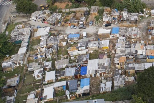 Αστυνομική έρευνα για κατάχρηση κεφαλαίων της πανδημίας στη Βραζιλία