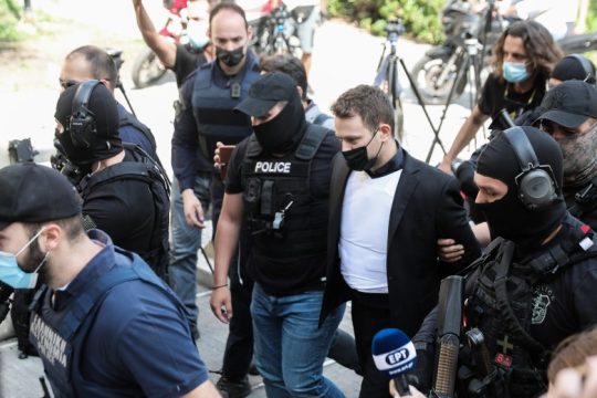 Προκλητικός ο συζυγοκτόνος: «Πάντα θα αγαπώ την Καρολάιν»
