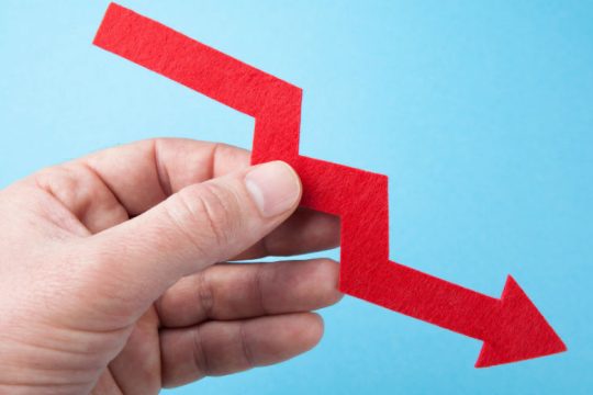 Περιορίστηκε η ύφεση το α’ τρίμηνο του έτους