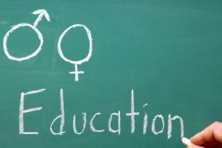 Ανθυγιεινό… μάθημα με παρενέργειες
