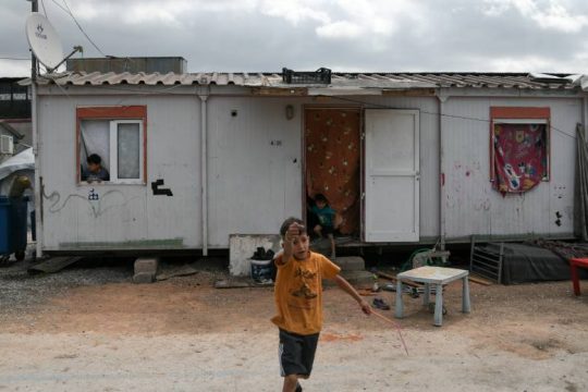Αίτημα ΣΥΡΙΖΑ για την εκπαίδευση των προσφυγόπουλων στον Ελαιώνα