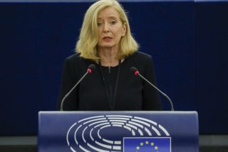 Πιο ισχυρός, πιο απαιτητικός ο Ευρωπαίος Διαμεσολαβητής