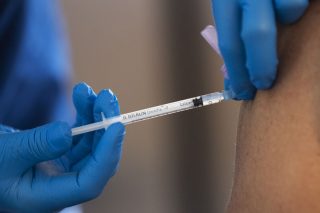 Aυξάνονται τα κρούσματα ανευθυνότητας