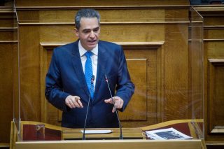 «Συμβιβασμοί» με τον νόμο για την ασφάλεια στα ΑΕΙ