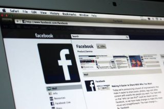 Ε.Ε. και Βρετανία ερευνούν το Facebook για μονοπωλιακές πρακτικές στη διαφήμιση
