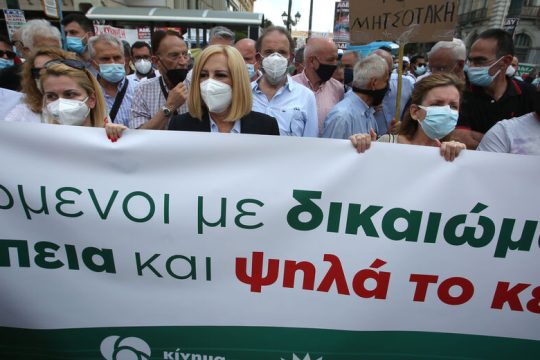 Ακονίζουν τα ξίφη τους στο ΚΙΝ.ΑΛΛ.