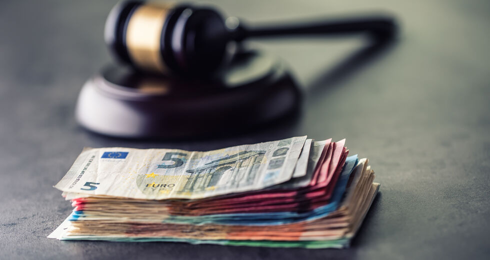 Προσδοκία χαλάρωσης της θηλιάς του χρέους
